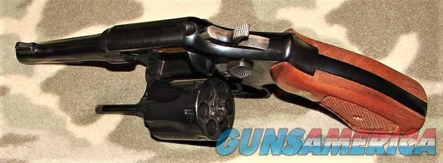 Smith & Wesson 10-7 