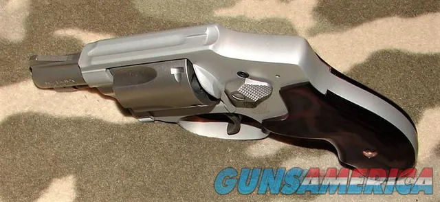 Smith & Wesson 642-2