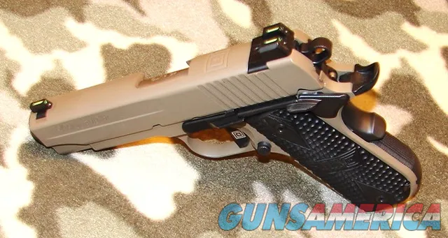 Sig Sauer 1911  5.11 