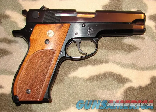 Smith & Wesson 39-2