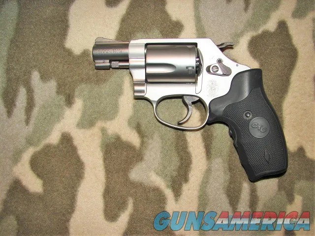 Smith & Wesson 637-2 Airweight Chiefs Sp...