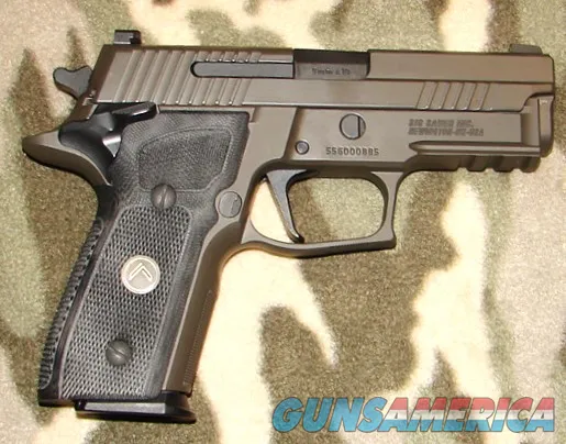Sig Sauer P229 Legion SAO 