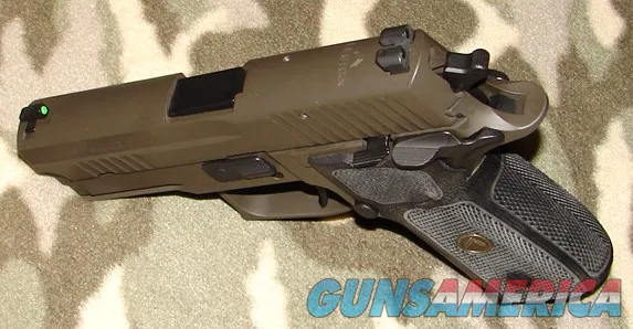 Sig Sauer P229 Legion SAO 
