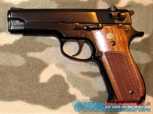 Smith & Wesson 39-2