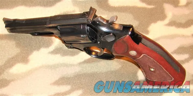 Smith & Wesson 19