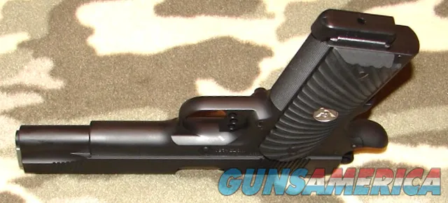 Wilson CQB 
