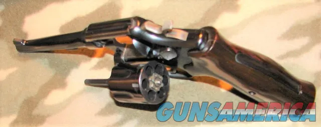 Smith & Wesson 10-5 