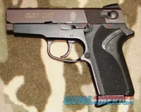 Smith & Wesson 908 