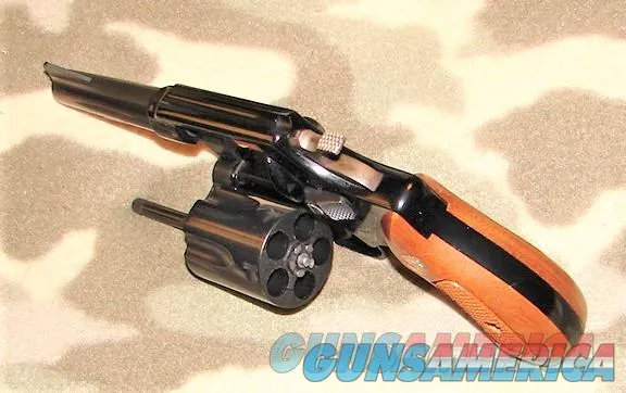 Smith & Wesson 37