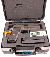 SIG Sauer P226 Legion 9mm – Legion Gray – Night Sights – 3 Mags – Case – 99%