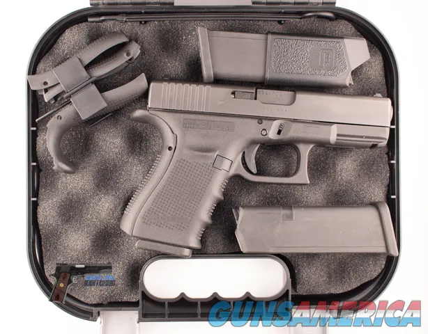Glock 17 Gen 4 9mm – Like-New, 3 Mags, B...