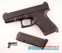 Glock 19 Gen 2 9mm Semi-Auto – Night Sights, Custom Grip Tape, Excellent