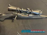 Remington model 700 7mm MAG Bolt-Action Hunting Rifle w/ Mounted Scope
