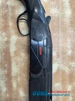 Beretta 688 12ga 32" *hardly used/ has original case and chokes* 