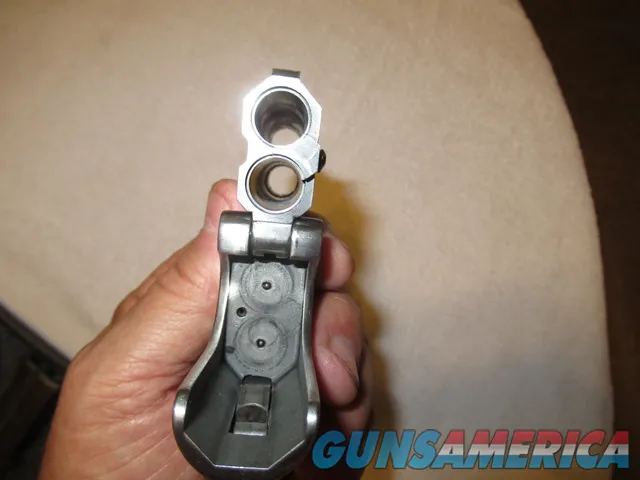 LNIB Bond Arms Mini Snake Slayer, 4 Diff Barrel Combos, 3 Diff Grip Combos, 22 LR Sleeve 