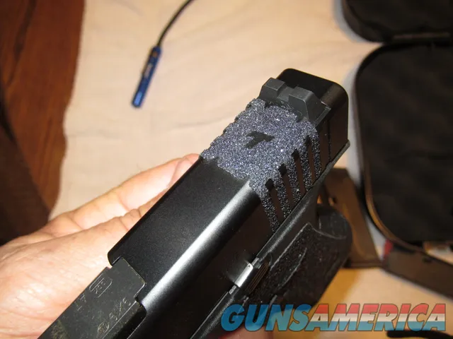 Like New Glock 43X, 3.5" Barrel, 9mm, Talon Grip, 3 10rnd Mags