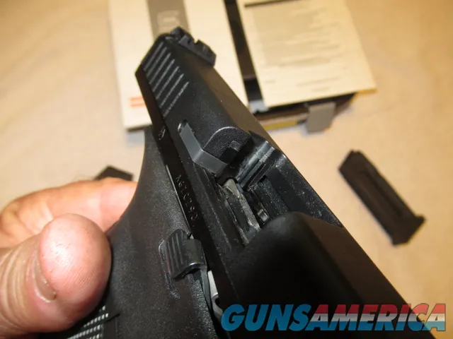 Like New Glock G44, 22lr, 4" Barrel, 3 10rnd Mags, Extra Backstraps