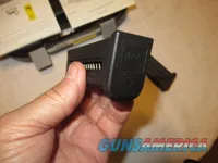 Like New Glock G44, 22lr, 4" Barrel, 3 10rnd Mags, Extra Backstraps