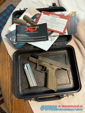 Springfield XD-M 3.8" FDE 9mm with case and papers