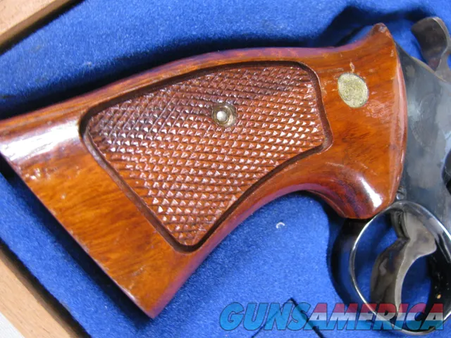7943  Smith and Wesson  25-5, 45 Long Colt, Goncalo Alves Grips, Blue Finis