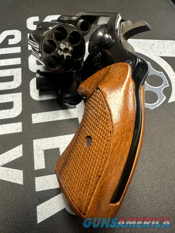 Colt Cobra .38 Special 2" Snubnose Revolver