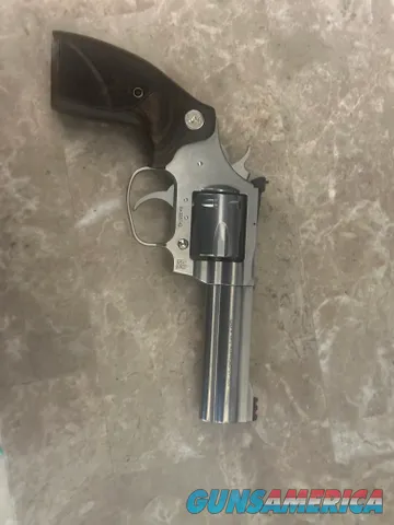 Colt King Cobra .357 Magnum Stainless Re...