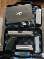 Springfield Armory XD-4 9MM Handgun