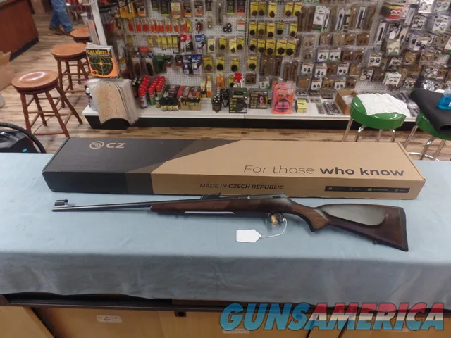 CZ 457 LUX 17 HMR