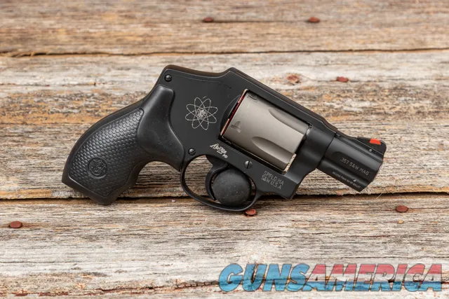 Smith and Wesson 340PD 357 Magnum | 38 S...