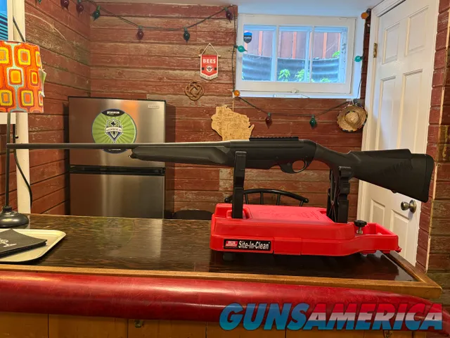 Benelli R1 .270 WSM Semi-Auto Hunting Rifle
