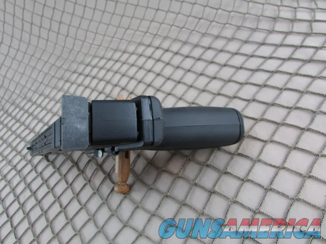 Smith & Wesson S&W 22A-1 22 LR w/ box # UBM2201