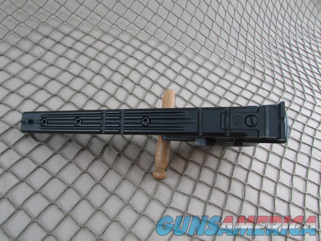 Smith & Wesson S&W 22A-1 22 LR w/ box # UBM2201