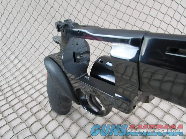 Taurus Raging Bull Revolver 454 Casull #RJ699170