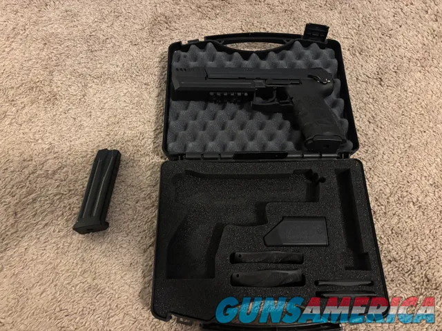 Heckler & Koch HK VP9 9mm with Case & Ma...