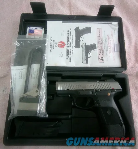 Ruger SR40c .40 S&W Compact Pistol w...