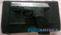 Ruger SR40c .40 S&W Compact Pistol with Case