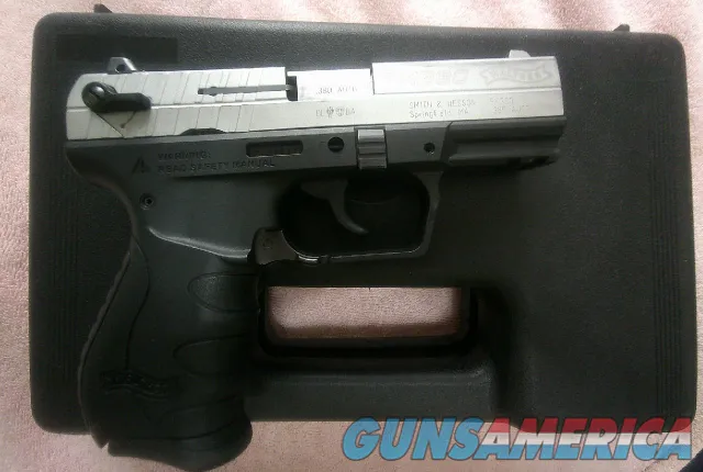 Walther PK380 .380 ACP Pistol with Case and Mags