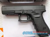 Glock 17 9mm Full-Size Pistol with Mag