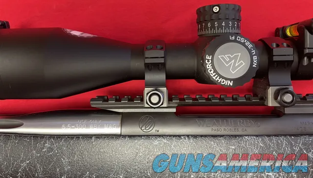 Weatherby Mark V Accumark 6.5 x 300 Wby