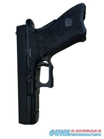 Glock 17 Gen 3 9mm Stippled grip Polymer Frame Pistol, Factory Finish, Used