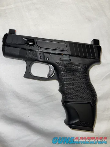 Glock 26 Gen3 Wilson Combat w/ Paul Howe...
