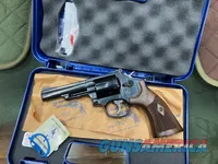Model 19, Classic,4.25",Blue,NIB