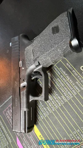 Glock 19 Gen3 9mm Subcompact Pistol