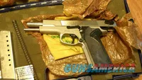 Smith and Wesson Performance Center PC845