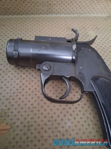 Vintage 26.5mm Flare Signal Pistol, Metal Frame