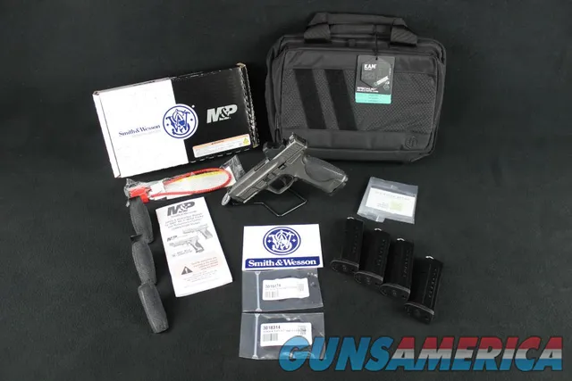 Smith & Wesson M&P9 M2.0 Full Size Metal...