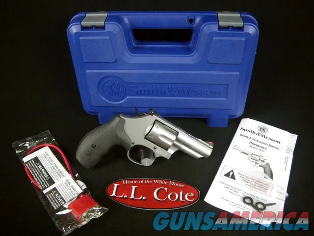 Smith & Wesson Model 66 Combat 357Mag 2....