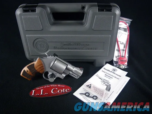 Smith & Wesson Perf Cent 629 44Mag 2.625" NEW SS