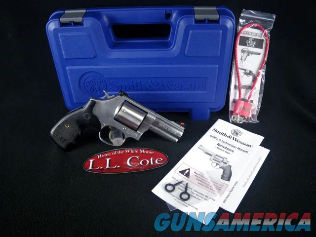 Smith & Wesson 686 Plus 3-5-7 Magnum 357...