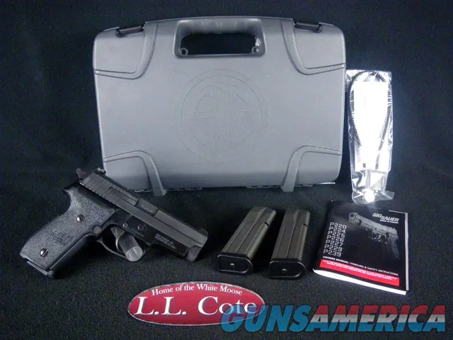 Sig Sauer M11-A1 Comapact 9mm Nitron Bla...